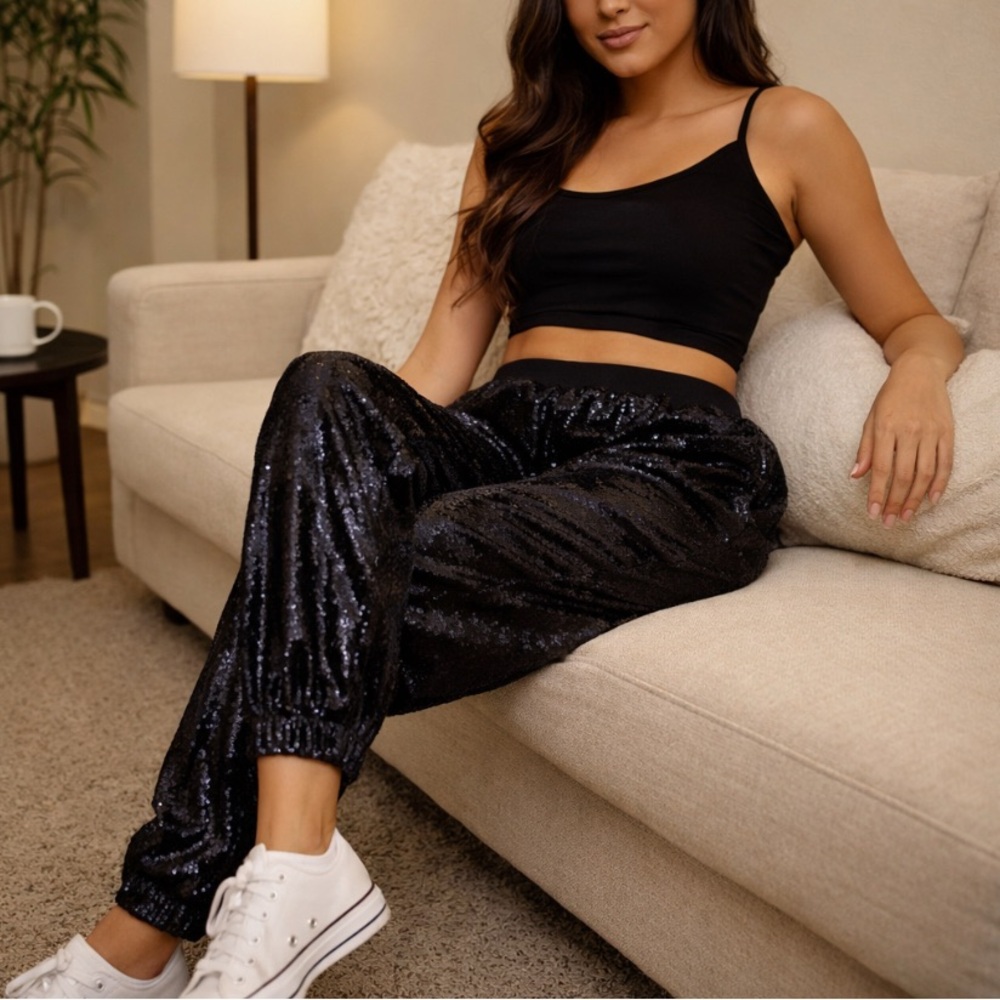 Black Sequined Pant Dress Up or Down Lined Elastic Waist Pull On Sparkle